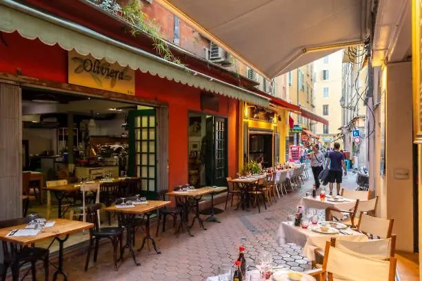 Apartment Evasion Romantique Sous Les Toits Au Coeur Du Vieux Nice